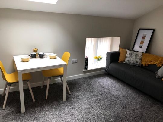 1 bedroom private hall to rent - Photo 1