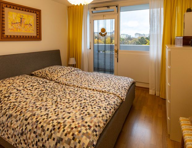 Behagliche Familienwohnung mit drei Balkonen - Foto 1