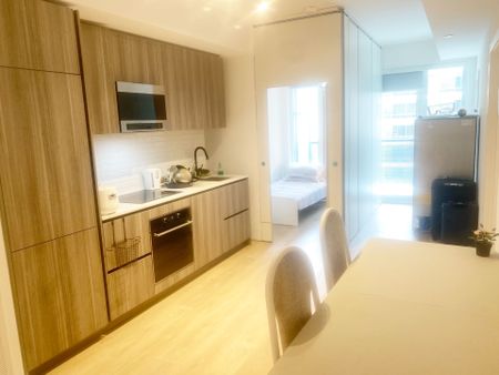 For Lease - 127 Broadway Avenue Unit# 704 Room#4, Toronto, Ontario - Photo 4