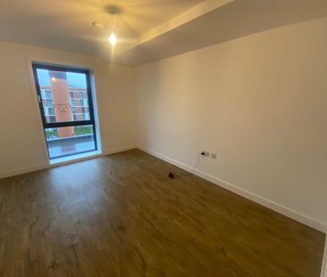 Saxton Lane, Leeds - Photo 2