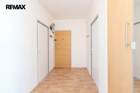 Pronájem bytu 3+1 s balkonem a sklepem, Brno-Bohunice - Photo 4