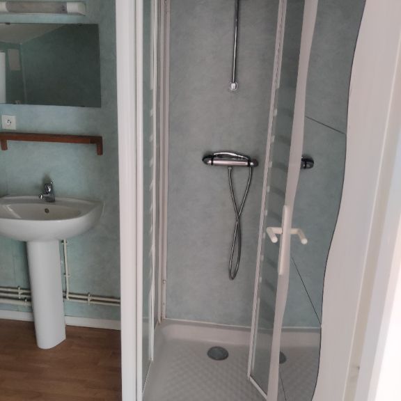 Location Appartement 1 pièce 24m² MONT DE MARSAN 40000 - Photo 1