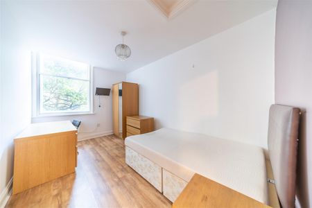 3 bed apartment to rent in St Andrews Street, City Centre, NE1 - Photo 5