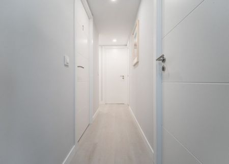 Spacious room on Ganges Street - Photo 2