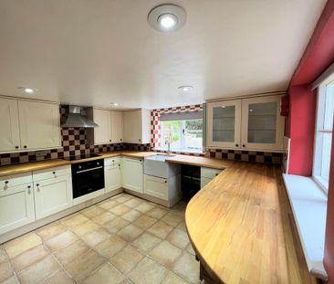 3 bedroom detached house to rent - Photo 4