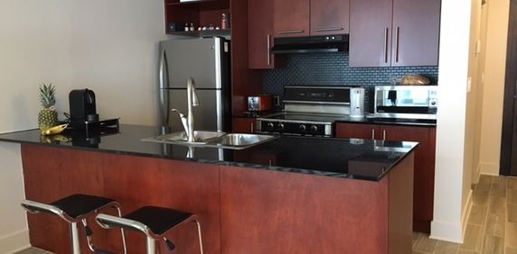 Montreal – Luxury condo in down town for rent - Photo 2