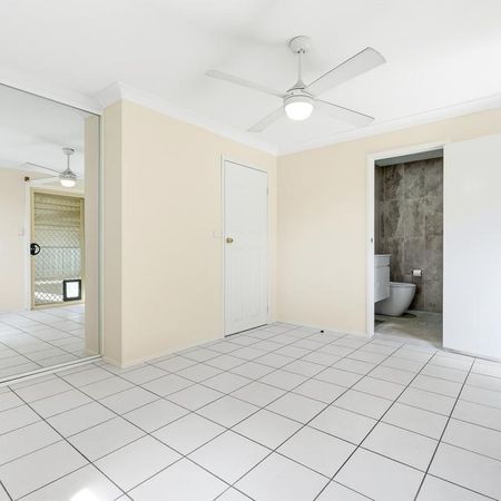 Spacious updated 4-Bedroom Family Home with Ample Parking - Photo 5