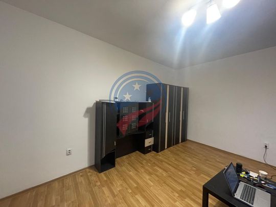 CASA 3 CAMER, Piata Centrala, de inchiriat/ de vanzare - Photo 1