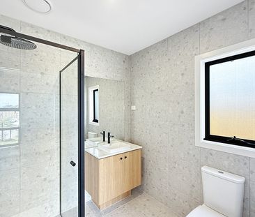 27 Harshaw Road, Thornhill Park, Vic 3335 - Photo 4