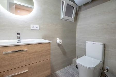 Carrer de Sueca, Valencia, Valencian Community 46006 - Photo 4