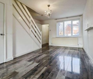 Willow Grove, St. Mellons, Cardiff, CF3 - Photo 1