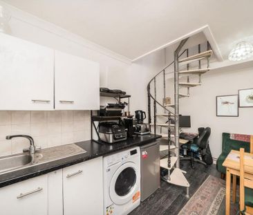 Studio to rent - Photo 3