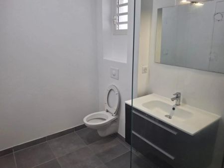 Location Appartement 88.9m² 4 pièces Fort de france - Photo 4