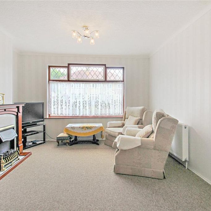 3 bedroom semi-detached house to rent - Photo 1