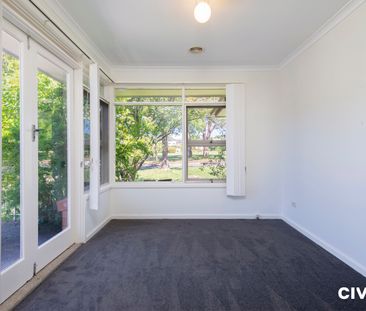 21 Maygar Street, Hughes ACT 2605 - House For Rent | Domain - Photo 5