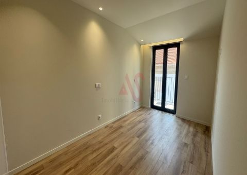 Apartamento T2+1
