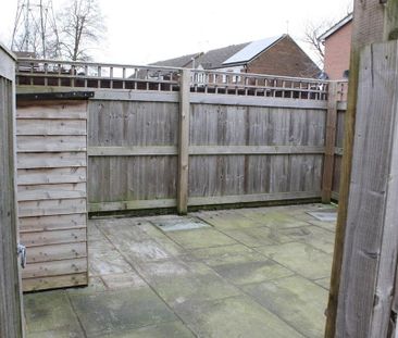 2 bedroom terraced house to rent - Photo 5