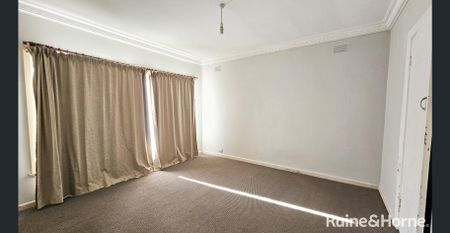 4-Bedroom Home in Good Location! - Photo 4