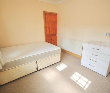 Heidelberg Road, Southsea - Photo 6