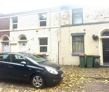 3 bedroom terraced house to rent - Photo 2