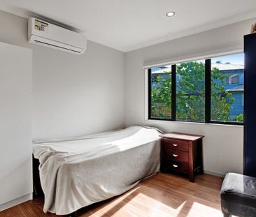 44 Arrowsmith Drive, Flat Bush, Auckland - Photo 1