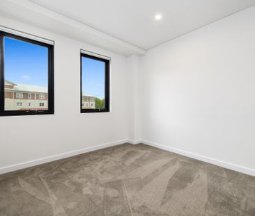 Luxury Living, Executive Residences - Photo 6