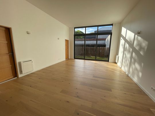 Location Appartement 3 pièces 93m² - Photo 1