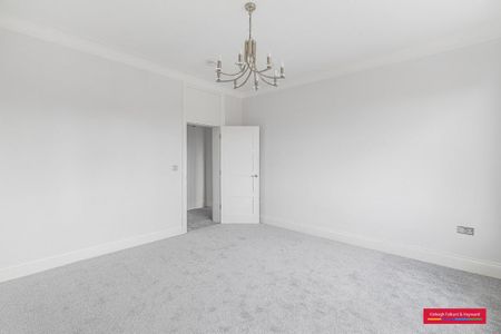 3 bedroom flat to rent - Photo 3