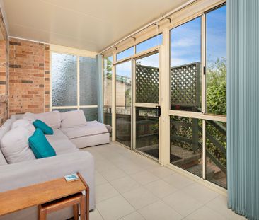 Furnished 2-Bedroom Villa in the Heart of Kiama - Photo 1