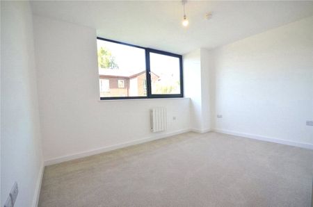 Castlewood Apartments, 192 Wellington Rd North, Heaton Norris, Stockport, SK4 2DZ - Photo 4