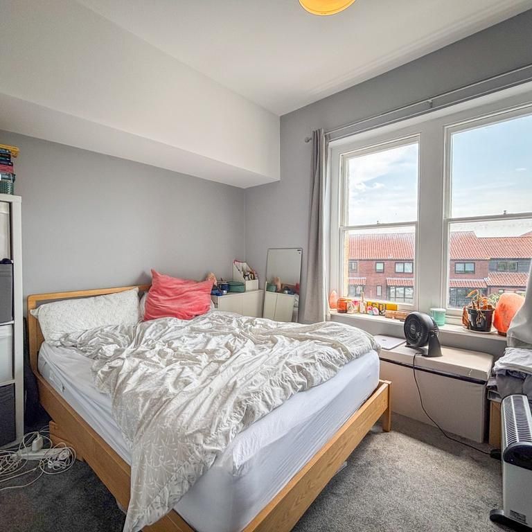 2 bedroom maisonette to rent - Photo 1