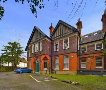 3 bedroom flat to rent - Photo 2