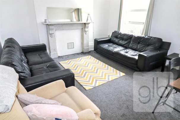 6 bedroom house share to rent - Photo 1