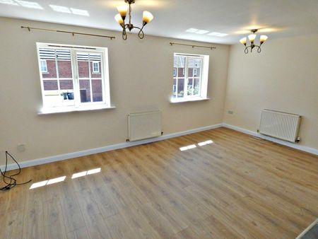 2 bedroom apartment to rent Millbrook Gardens, Blythe Bridge, Stoke-on-Trent, ST11 - Photo 2