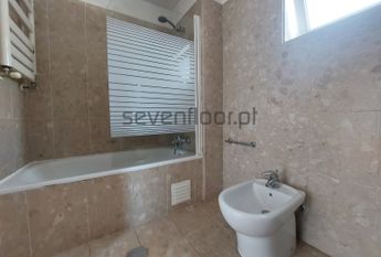 Apartamento T2+1 em Porto