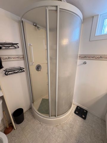 For Lease - 473 Gibbons Street Unit# Lower, Oshawa, Ontario - Photo 3