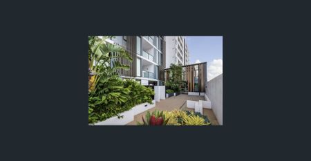 Ground Floor Apartment with High End Facilities - Photo 3