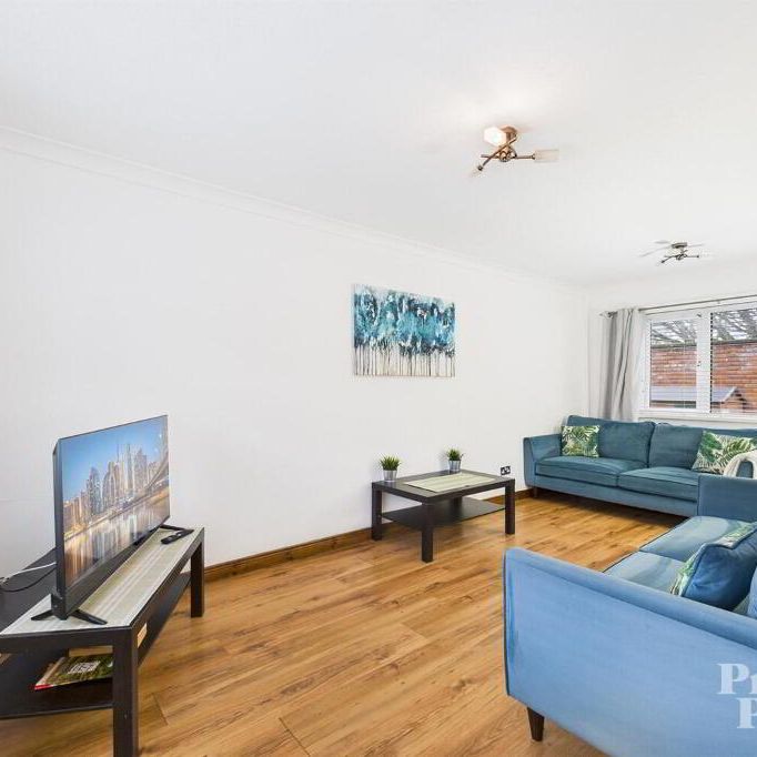 74 Gainsborough Drive, Belfast, BT15 3EL - Photo 1