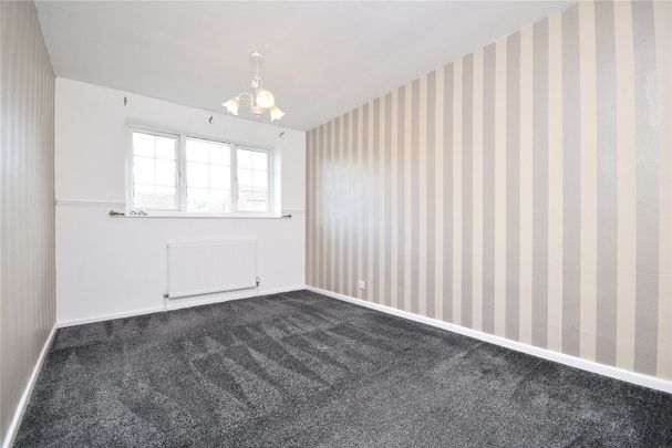 8, Ryedale Holt, Leeds, West Yorkshire, LS12 4TT - Photo 1