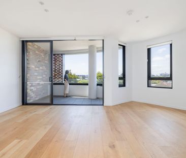 Parkside ‘Arkadia’ apartment with city views - Photo 1