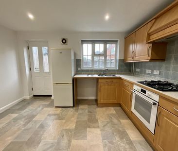2 bedroom terraced house to rent - Photo 1