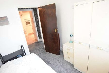 Lansdowne House, Christchurch Road, Bournemouth, BH1 - Photo 5