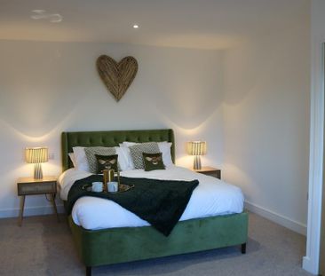 4 bedroom detached house to rent - Photo 4