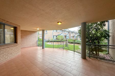 Oversized Two Bedroom Unit in Highly Convenient Locale - Photo 3