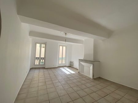 Location Appartement 2 pièces 45m² HYERES 83400 - Photo 2