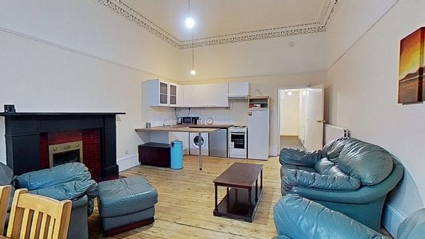 2 bedroom flat to rent - Photo 1