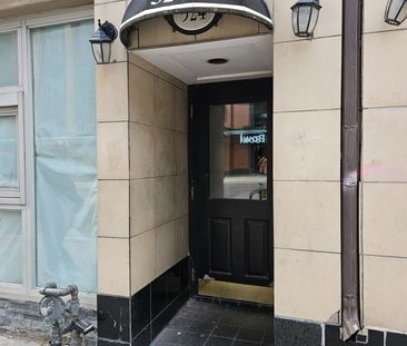 For Lease - 524 Yonge Street Unit# 205, Toronto, Ontario - Photo 3