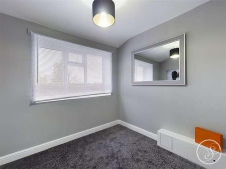 Cross Green Lane, Halton, Leeds, LS15 - Photo 5