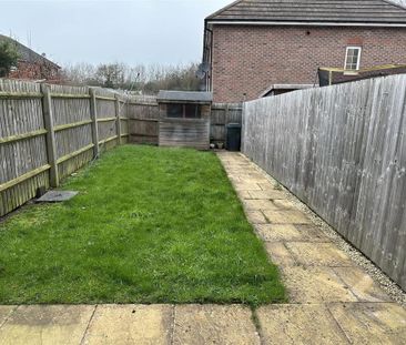 2 bedroom terraced house to rent - Photo 3