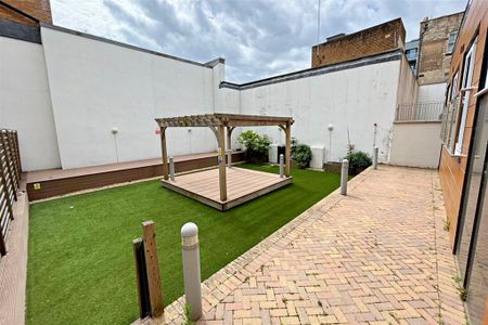 1 bedroom flat to rent - Photo 3